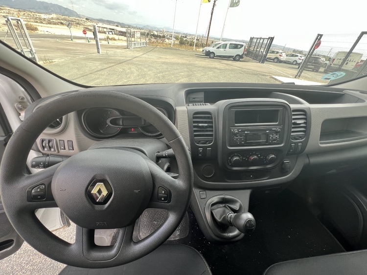 RENAULT TRAFIC 1.6 dci L2H1 foto 9