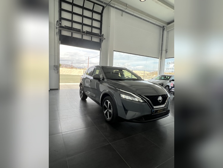 Nissan Qashqai N-CONNECTA DIG-T foto 4