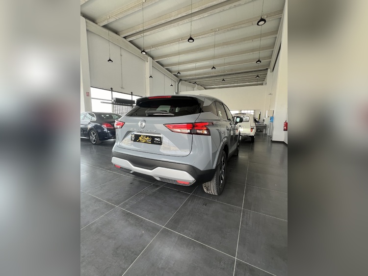 Nissan Qashqai N-CONNECTA DIG-T foto 9